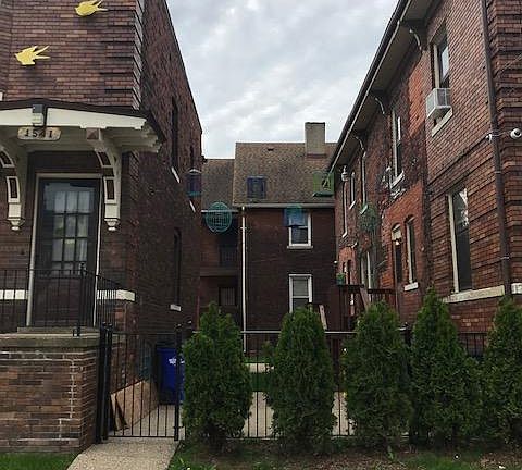2nd image of 1541 W Forest Ave