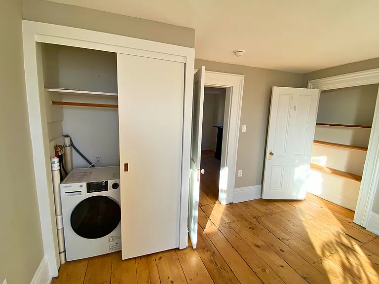 38 State St — Photo 14