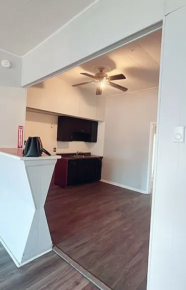 132 N Kings Hwy #A — Photo 6