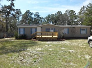53 April Ct, Freeport, FL 32439