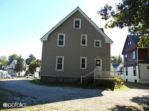 2nd image of 874 W Main St