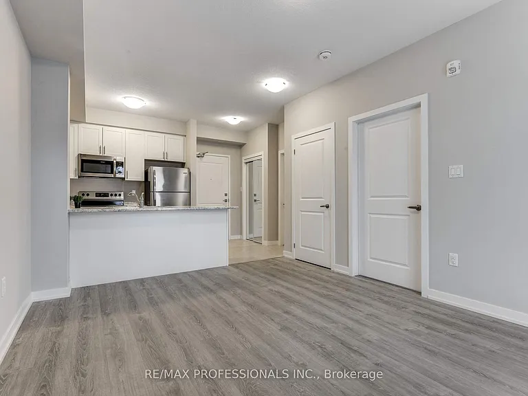 101 Shoreview Pl #124 — Photo 14