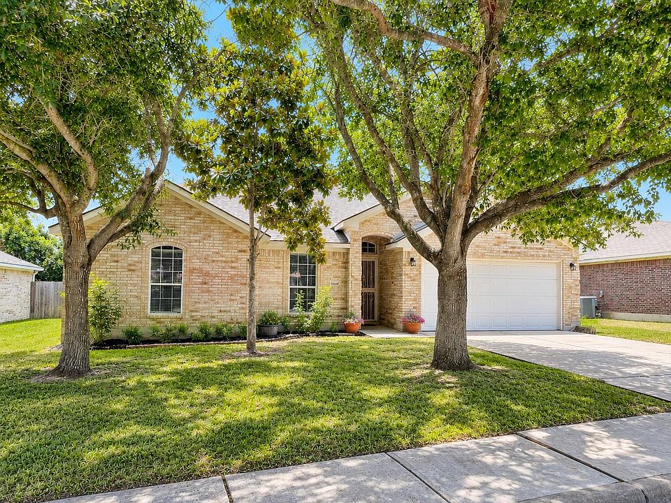 1st image of 1604 Prickly Pear St