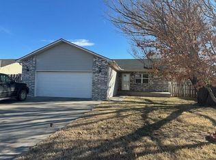1421 Mission Blvd, Liberal, KS 67901
