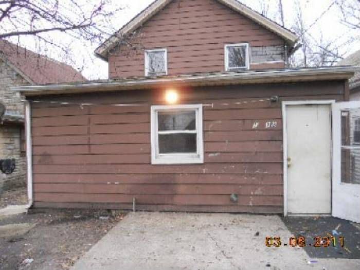 2nd image of 1318 W 6th St