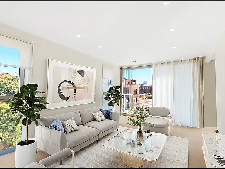 285 Driggs Ave #2 — Photo 4