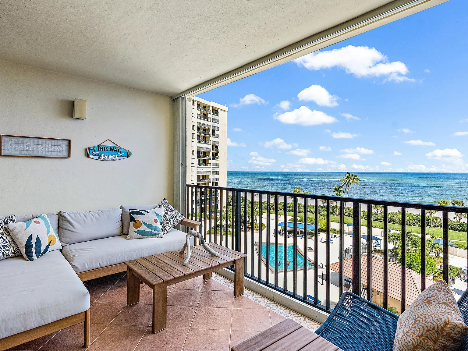 2 bed, 2.0 bath, 1270 sqft, $6,000 — Photo 4