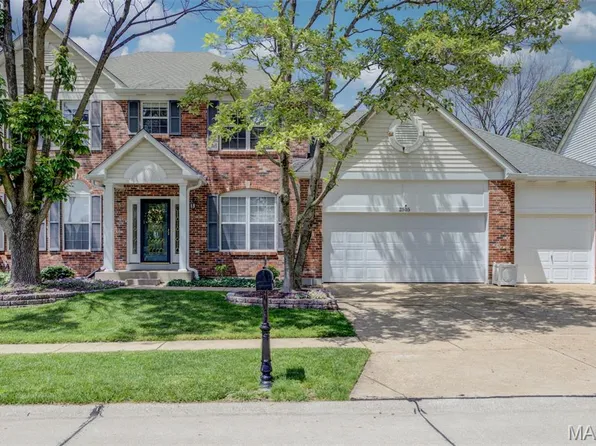 2505 Cassandra Marie Dr, Ballwin, MO 63021