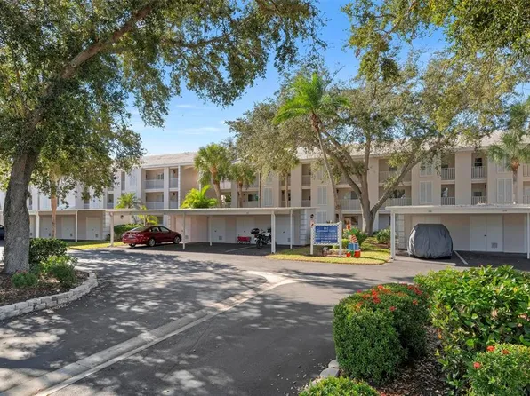 437 Cerromar Ln Unit 317, Venice, FL 34293