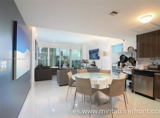92 SW 3rd St APT 3003, Miami, FL 33130