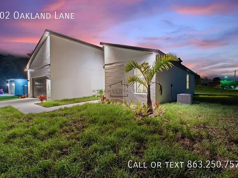 402 Oakland Ln — Photo 7