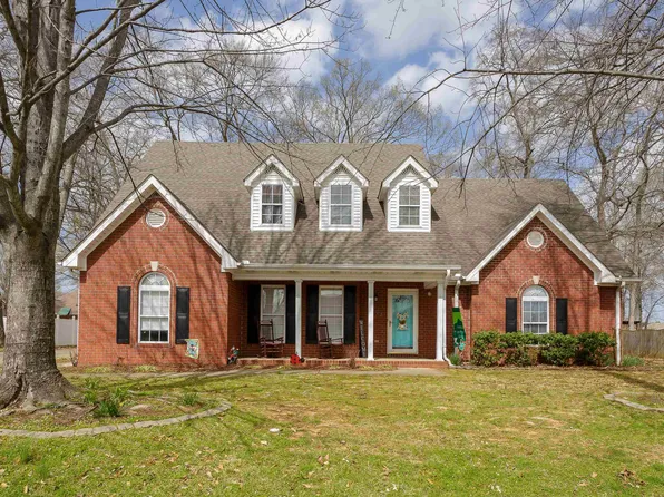 1803 Rosedale St, Muscle Shoals, AL 35661