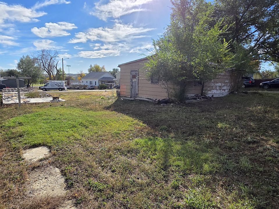 2nd image of 1606 Omarr Ave