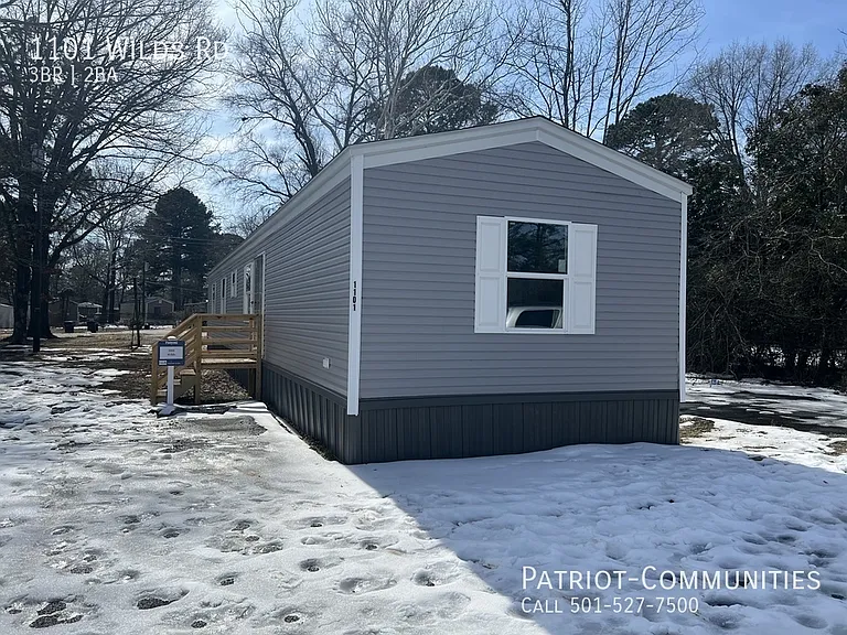 1101 Wilds Rd — Photo 1