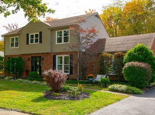 9812 Tamarisk Pkwy, Louisville, KY 40223