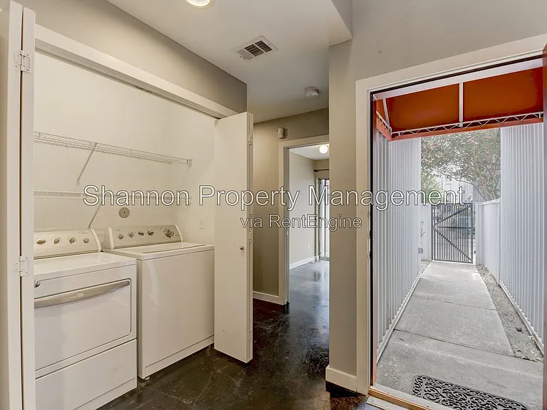 1211 Arthur St — Photo 6