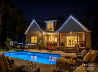 467 Countrywood Pl SE, Concord, NC 28025