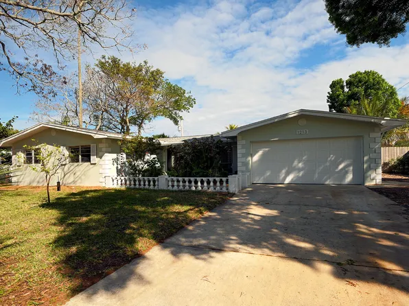 1213 Cheyenne Dr, Indian Harbour Beach, FL 32937