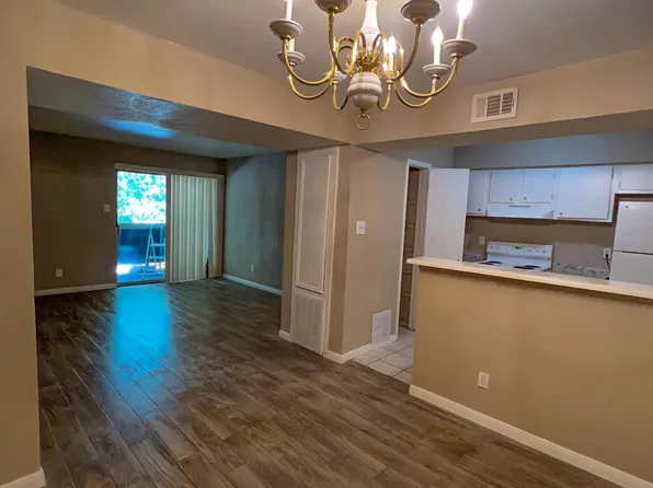 8201 Richmond Ave, Houston, TX