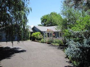 1560 N Valley View Rd, Ashland, OR 97520