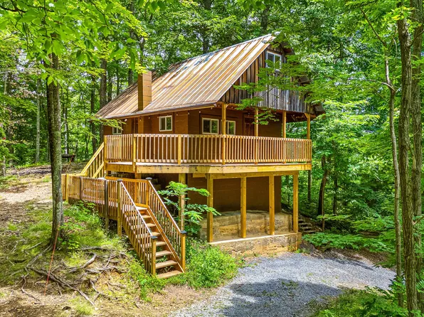 1222 S Highway 32, Cosby, TN 37722