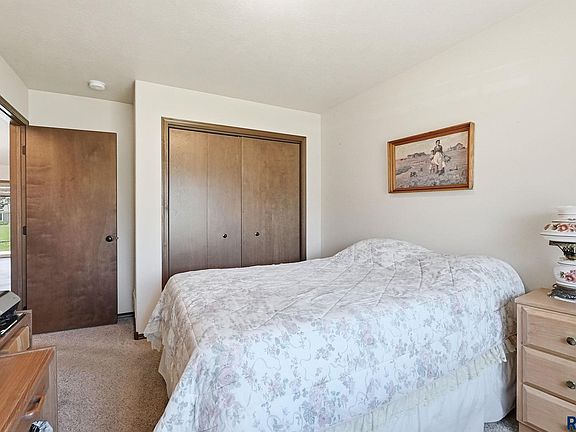 4th image of 6402 W Maxwell Pl