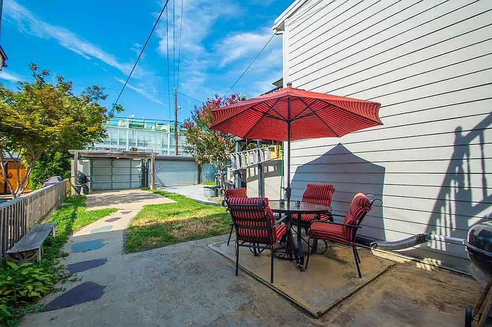 2 bed, 1000 sqft, $3,600 — Photo 1