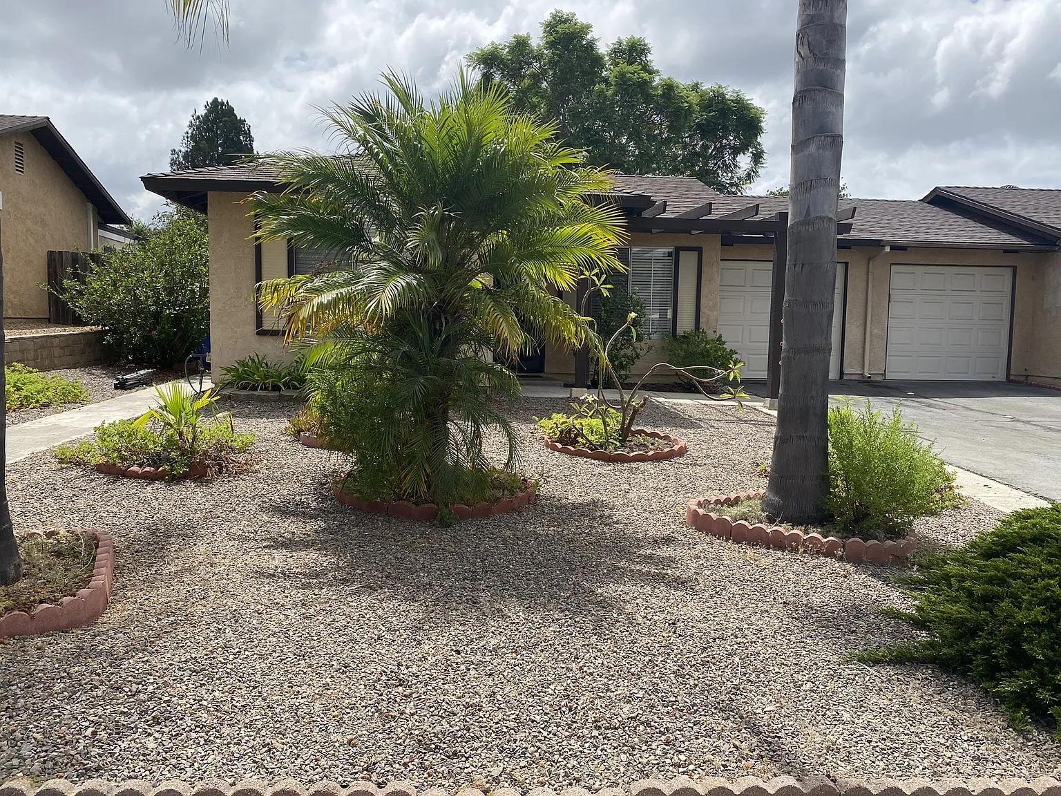 2 bed, 834 sqft, $2,800 — Photo 2