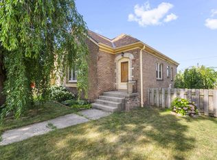 3373 S 19th STREET, Milwaukee, WI 53215