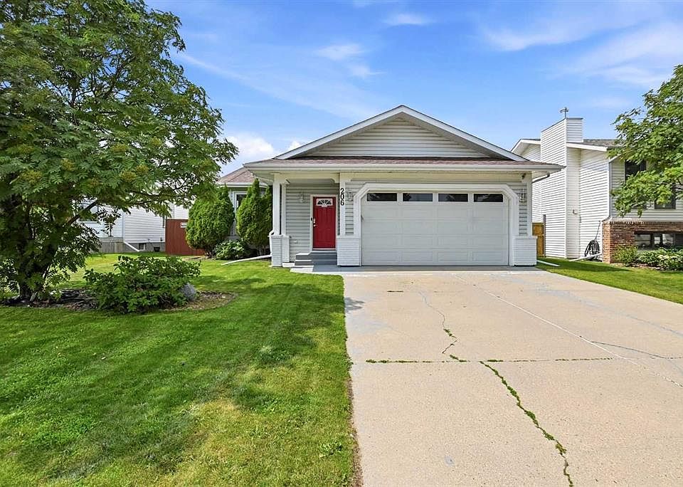 1st image of 206 E Davison Dr