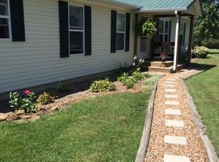 10930 NE Highway Oo, Windsor, MO 65360