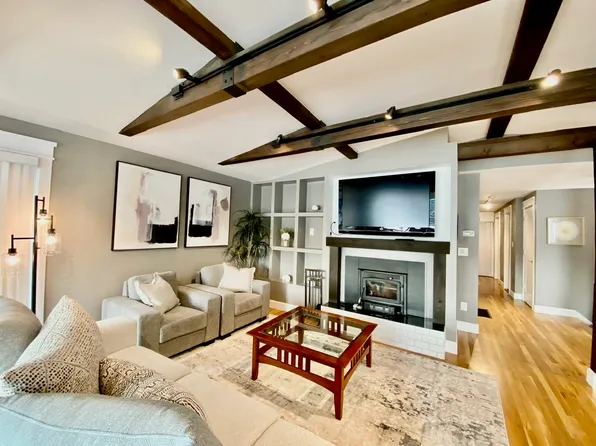 1109 NW 97th Ave, Portland, OR 97229