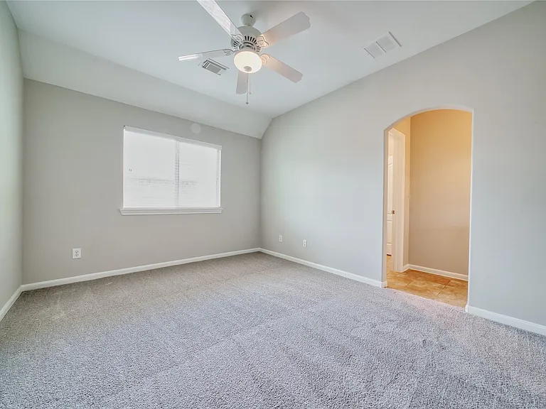 5619 Riverstone Crossing Dr — Photo 30