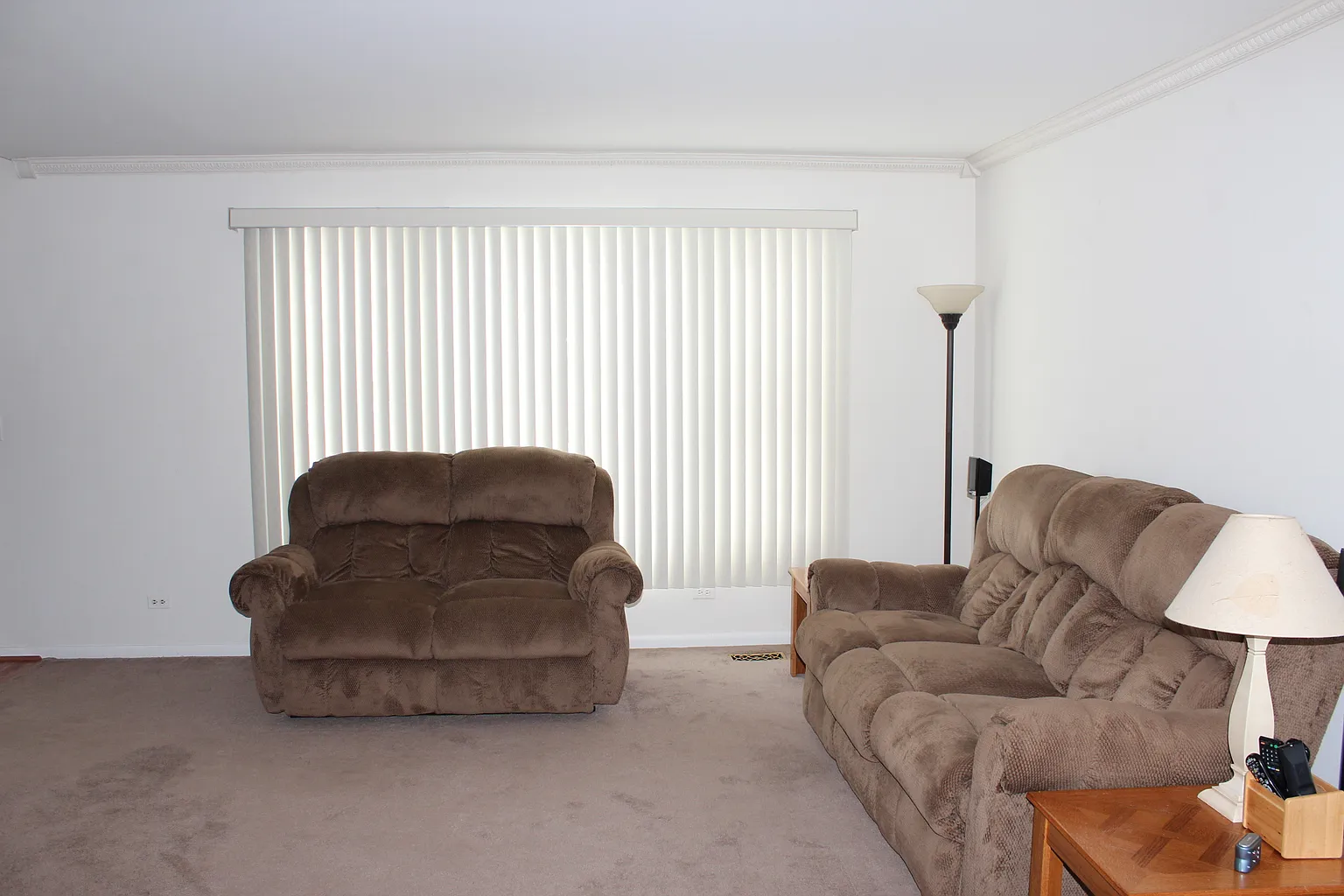 1632 Pinetree Dr photo 1