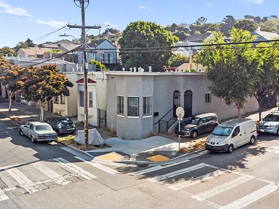 4th image of 1141 Mendell St