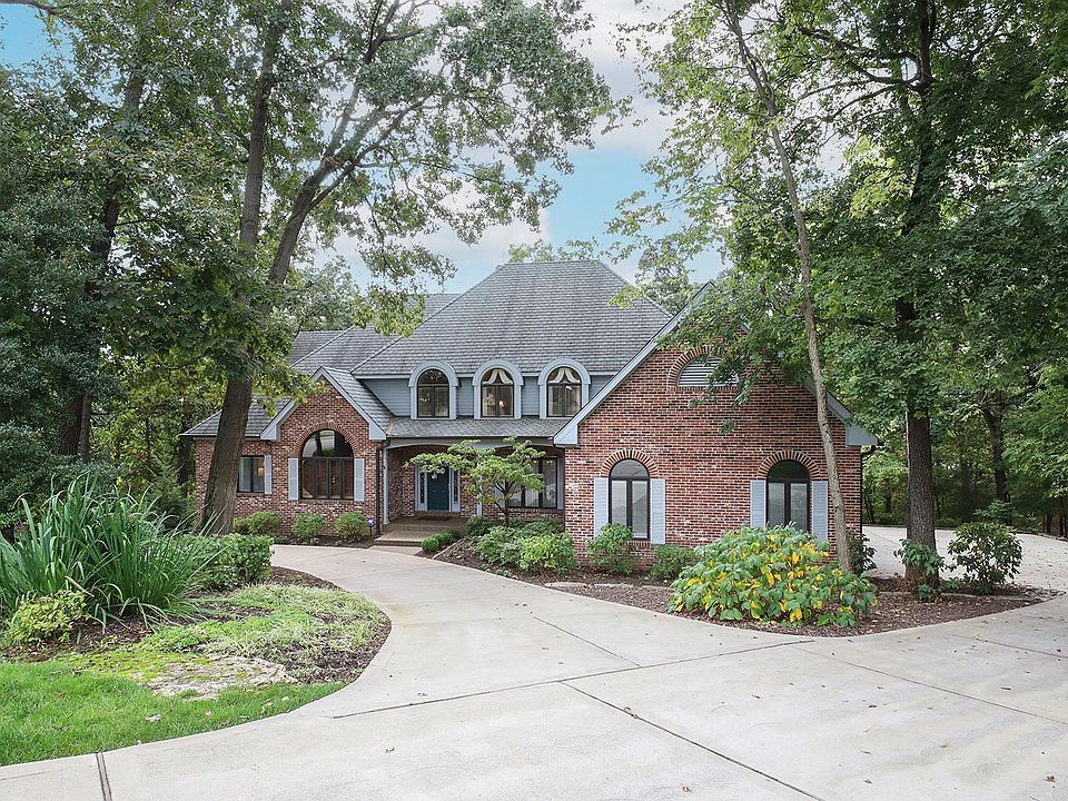 1st image of 9816 Eagle Crest Ct