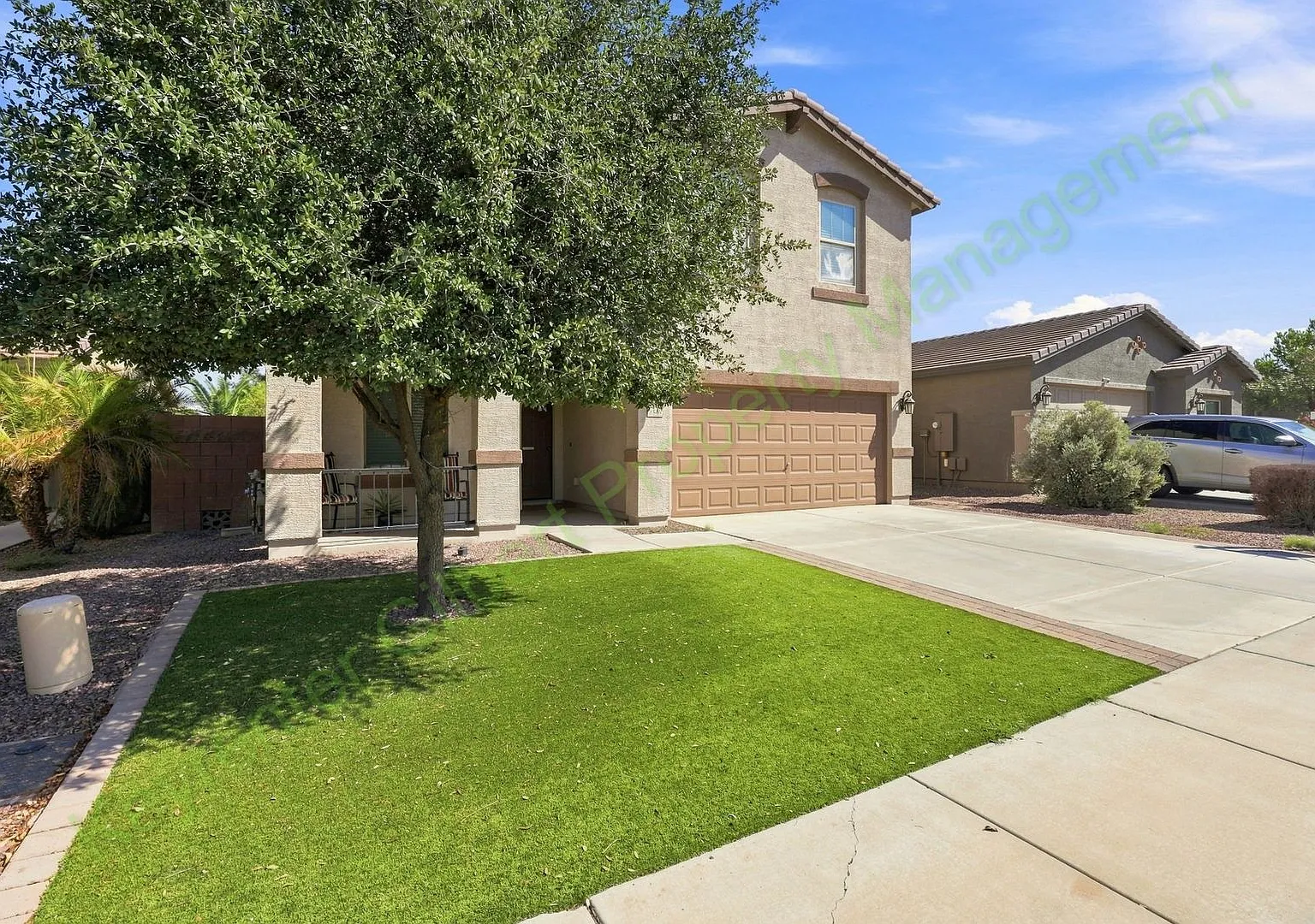 Spacious 4-Bedroom Home in Ironwood Crossing Loft, Downstairs Bedroom & Community Pool! — Photo 2