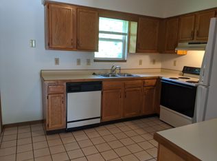 1197 Ritchie Rd, Stow, OH 44224