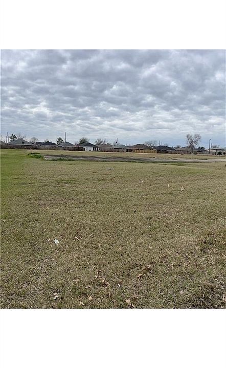 1st image of 0 Country Club Rd