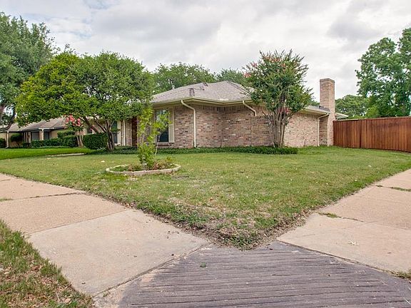 3rd image of 2510 Parkside Dr