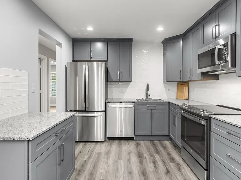 1113 N Old Woodward Ave #46 — Photo 7