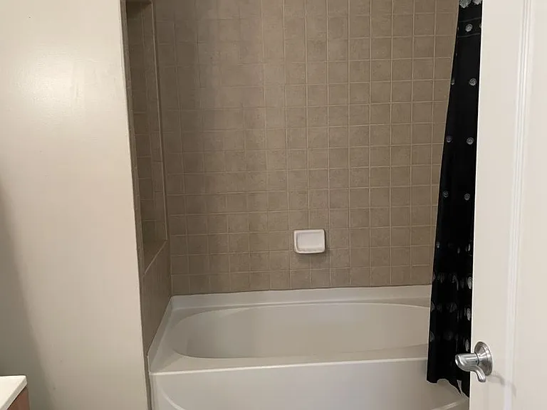 1111 11th St NW #201 — Photo 21