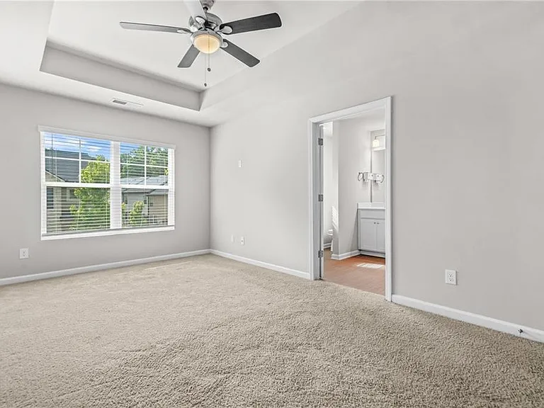3181 Meadowstone Ln SW — Photo 14
