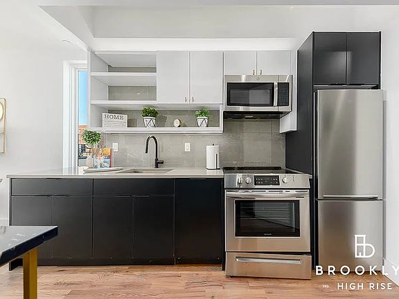 2nd image of 986 Rogers Ave APT 5B
