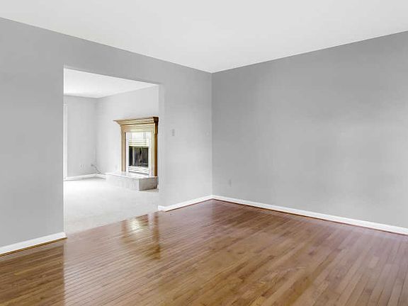 4th image of 206 Gauge Ct