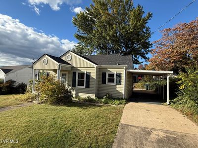 609 W D St, Elizabethton, TN, 37643