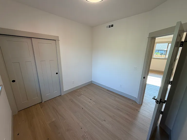 8712 SE Clatsop St — Photo 23