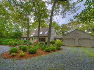 105 Whistleberry Dr, Marstons Mills, MA 02648