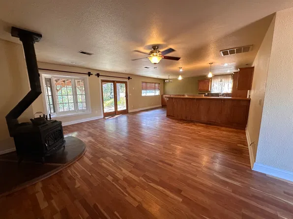 15259 Glendale Pines Dr, Shasta, CA 96087