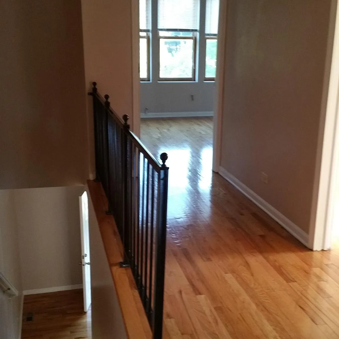 4 bed, 1.5 bath, 1520 sqft, $2,600 — Photo 4